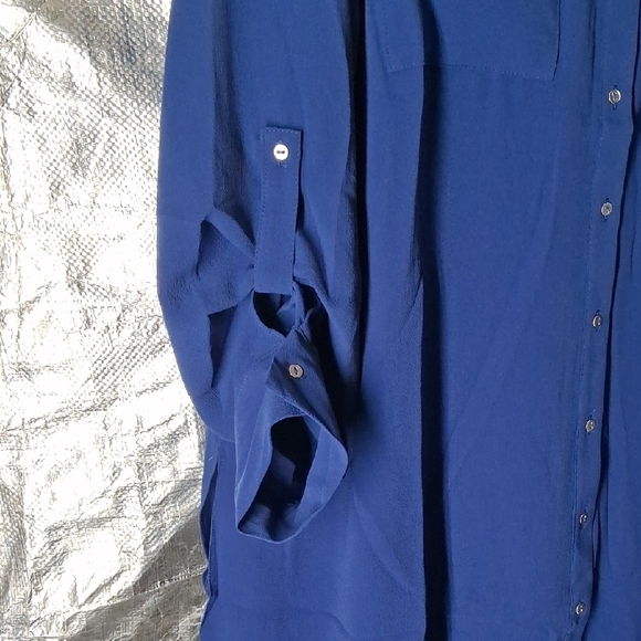 Blue Button-Up Blouse - Picture 4 of 6